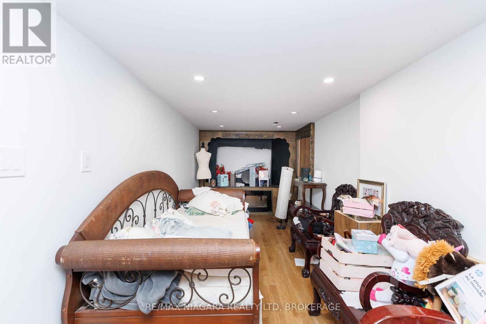 33 Colonel Lyall Street, St. Catharines, Ontario  L2P 0B3 - Photo 22 - X14034396