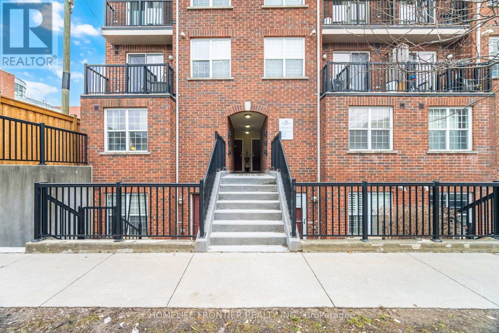 207 - 45 Strangford Lane, Toronto, Ontario  M1L 0E5 - Photo 2 - E14034400