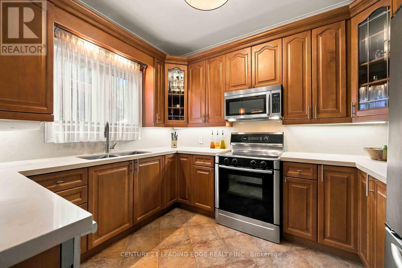 1952 Spruce Hill Road, Pickering, Ontario  L1V 1S7 - Photo 19 - E14034480