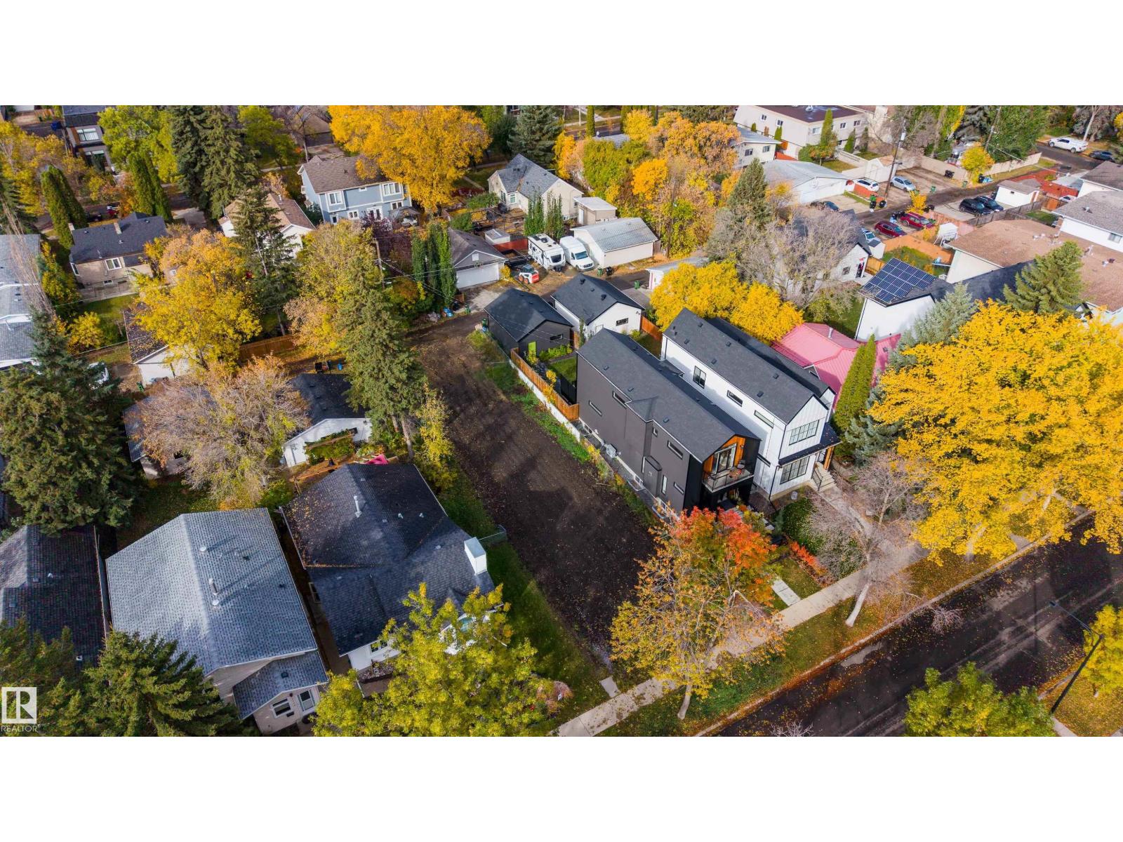 10338 145 ST NW