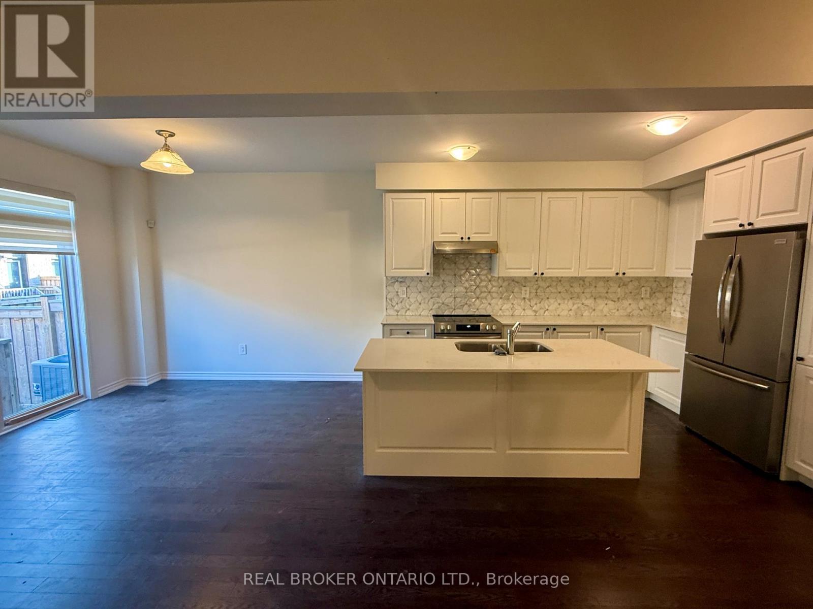 1559 Kitchen Court, Milton, Ontario  L9E 1Y7 - Photo 5 - W14034388