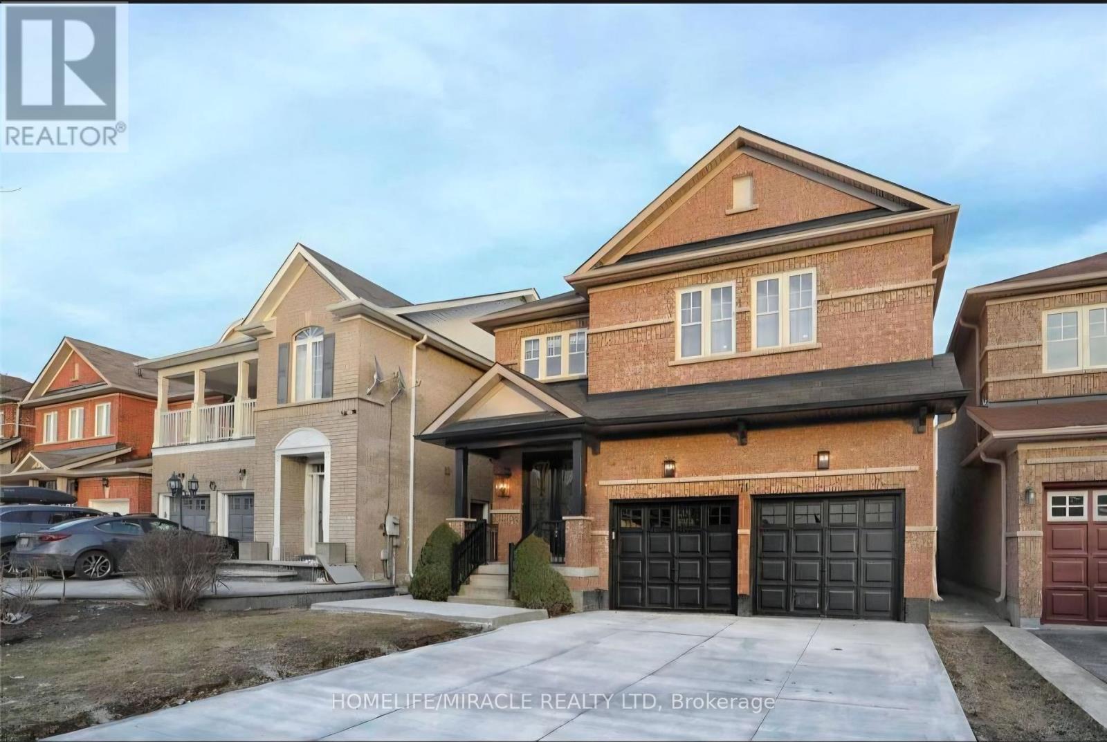 71 PANTOMINE BOULEVARD, Brampton, Ontario