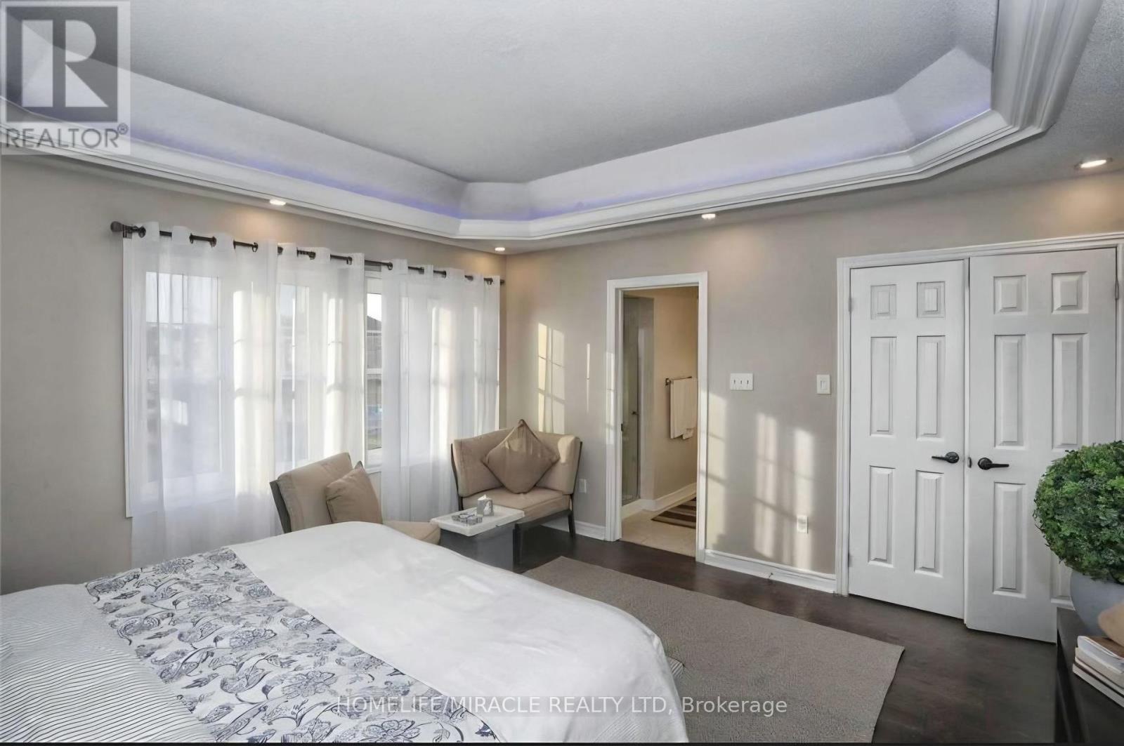 71 Pantomine Boulevard, Brampton, Ontario  L6Y 5N4 - Photo 8 - W14034414