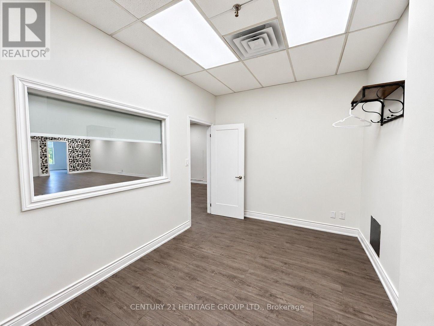 208 A - 4544 Dufferin Street, Toronto, Ontario  M3H 5R9 - Photo 5 - W14034442