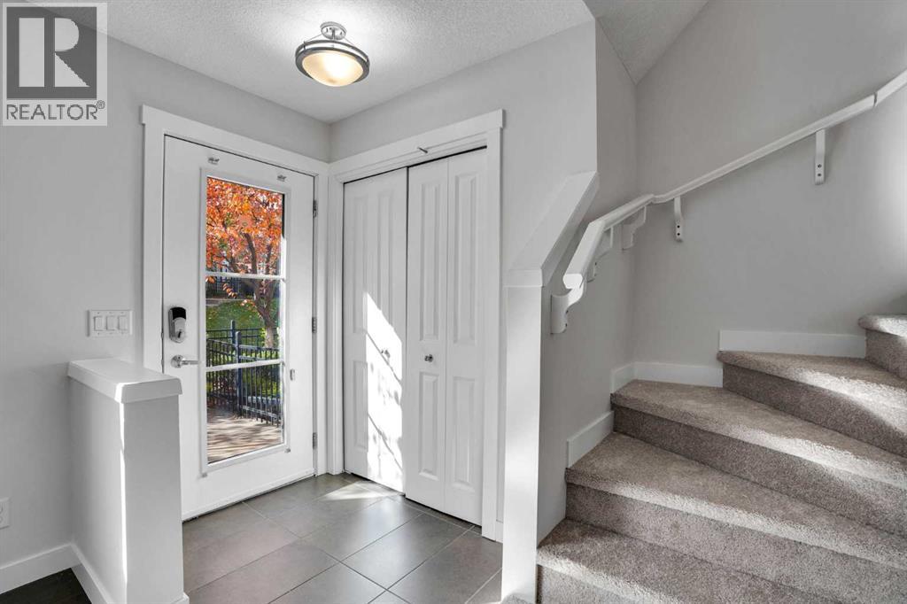 37 Aspen Hills Common SW