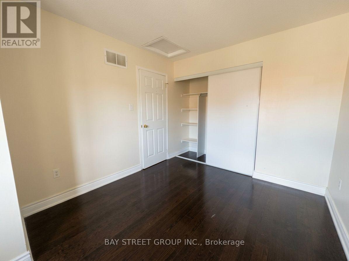 53 Tara Crescent, Markham, Ontario  L3S 4S8 - Photo 10 - N13703066