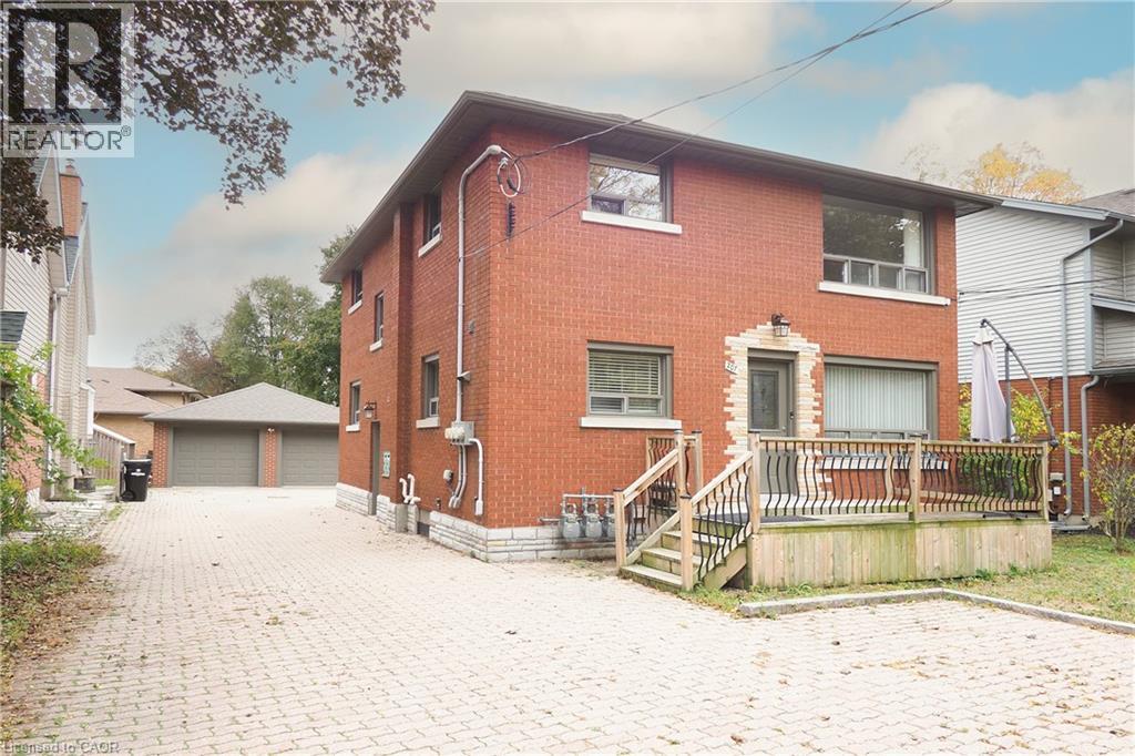207 Sheldon Avenue N, Kitchener, Ontario  N2H 3M7 - Photo 2 - 40851852