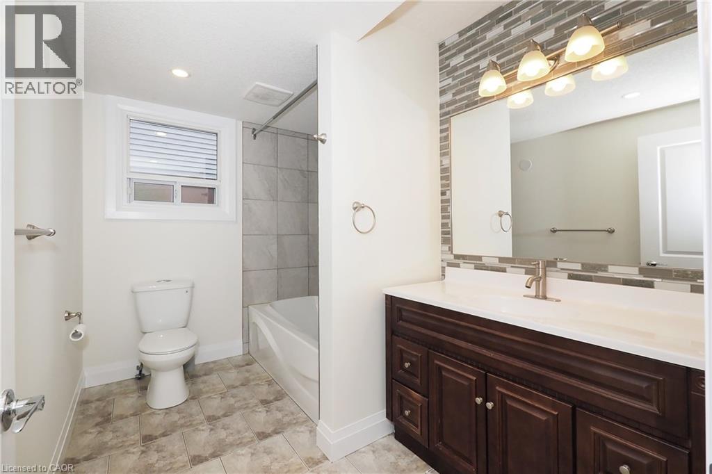 207 Sheldon Avenue N, Kitchener, Ontario  N2H 3M7 - Photo 16 - 40851852