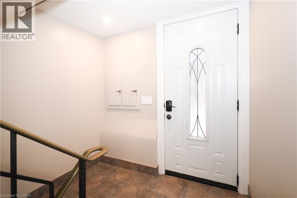 207 Sheldon Avenue N, Kitchener, Ontario  N2H 3M7 - Photo 5 - 40851852
