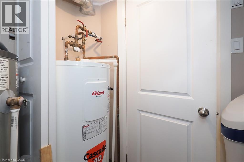 207 Sheldon Avenue N, Kitchener, Ontario  N2H 3M7 - Photo 45 - 40851852