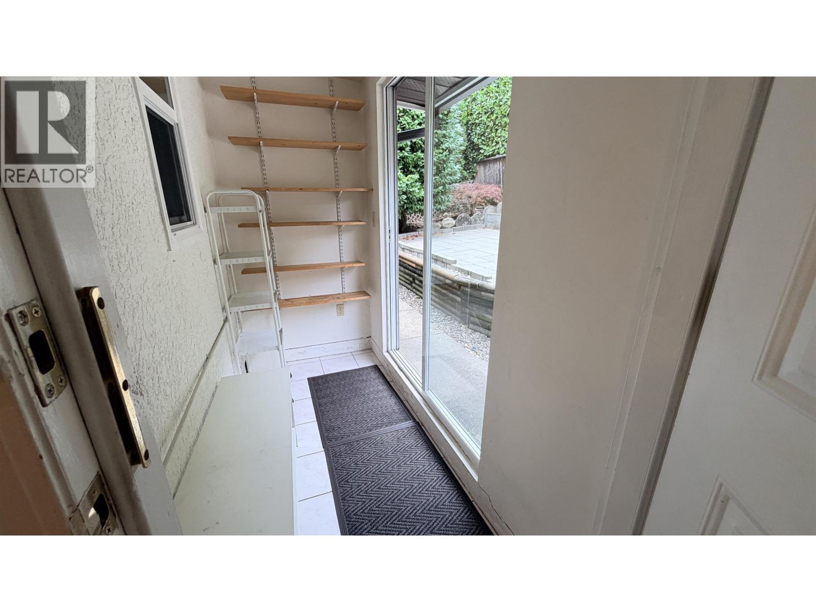 Back Unit 8607 Selkirk Street, Vancouver, British Columbia  V6P 4J2 - Photo 11 - R3146847
