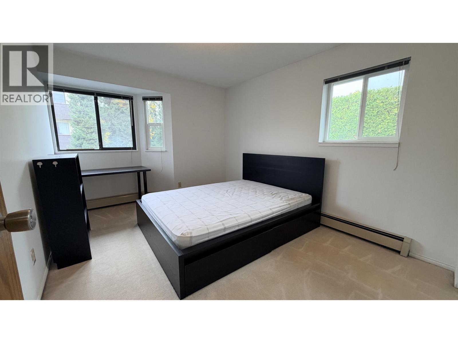 Back Unit 8607 Selkirk Street, Vancouver, British Columbia  V6P 4J2 - Photo 15 - R3146847