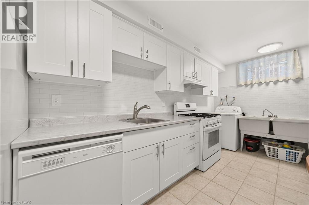3 Harvard Place, Hamilton, Ontario  L9B 1S1 - Photo 43 - 40871431