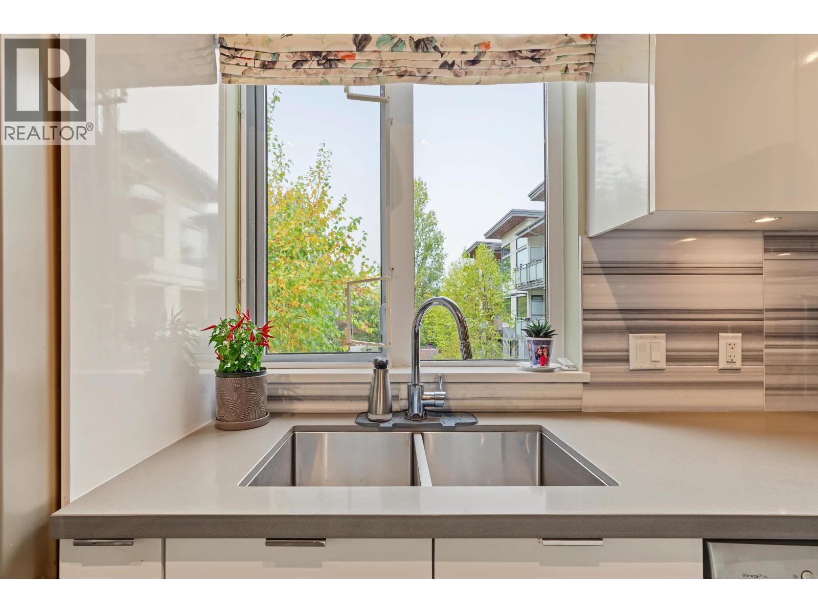327 3138 Riverwalk Avenue, Vancouver, British Columbia  V5S 0B6 - Photo 11 - R3175534