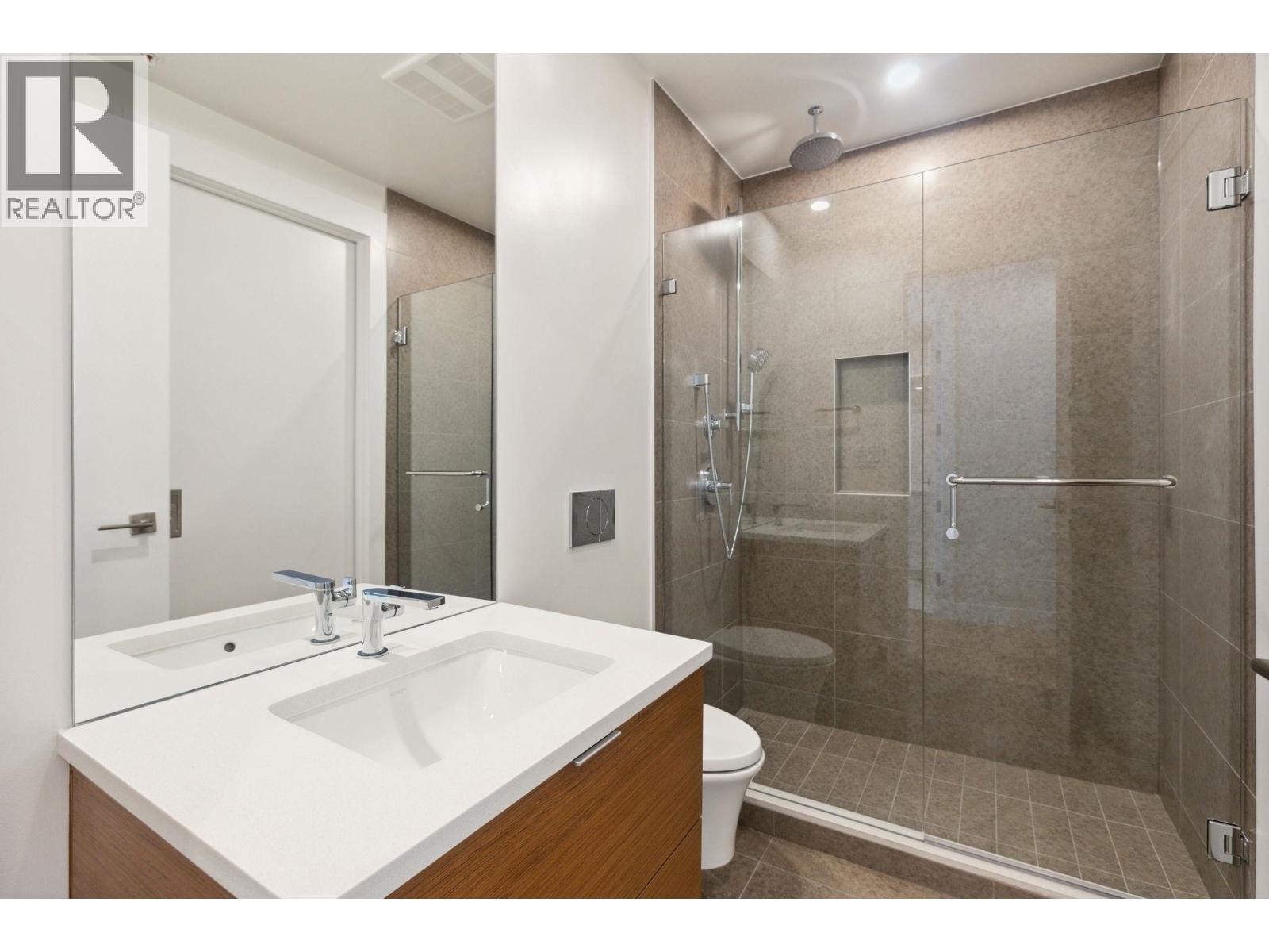 303 6707 Nelson Avenue, West Vancouver, British Columbia  V7W 0A4 - Photo 11 - R3175561