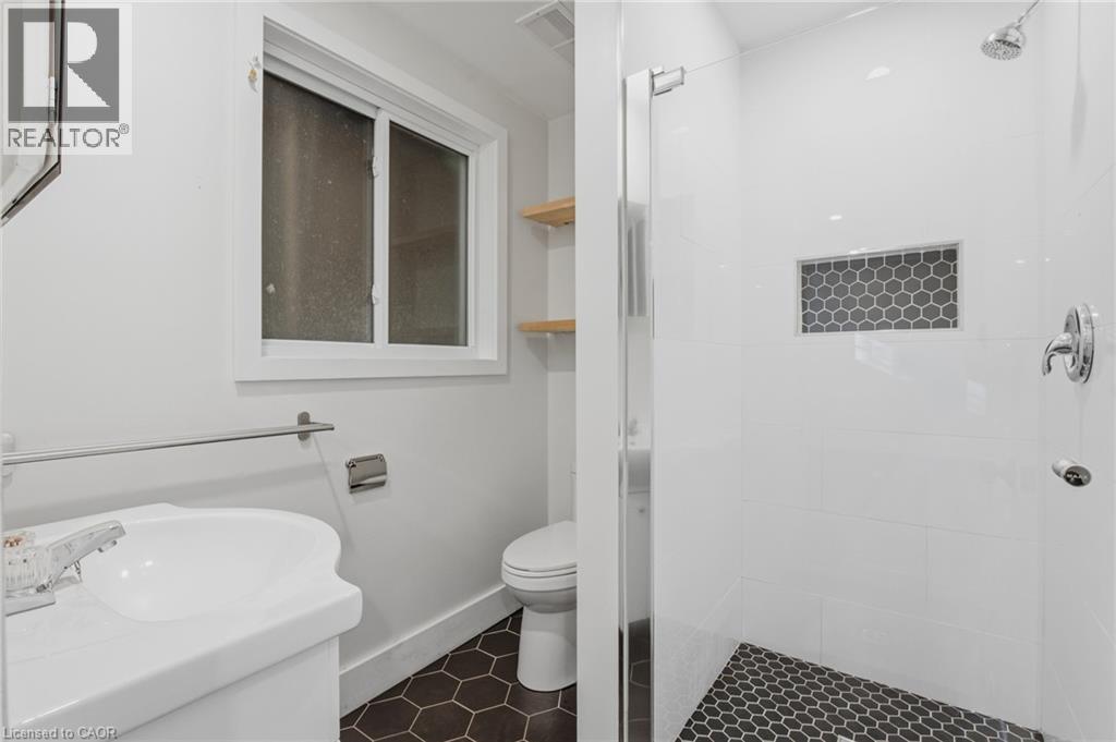 24 Briarwood Crescent Unit# 2, Hamilton, Ontario  L9C 4B9 - Photo 14 - 40871178