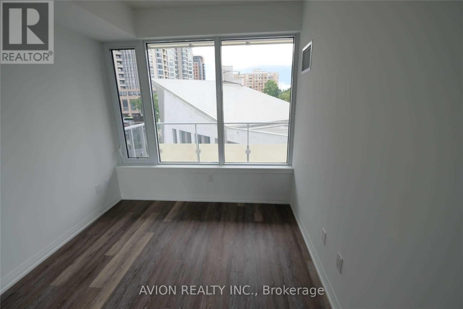 517 - 75 Canterbury Place, Toronto (Willowdale West), Ontario  M2N 0L2 - Photo 6 - C14034506