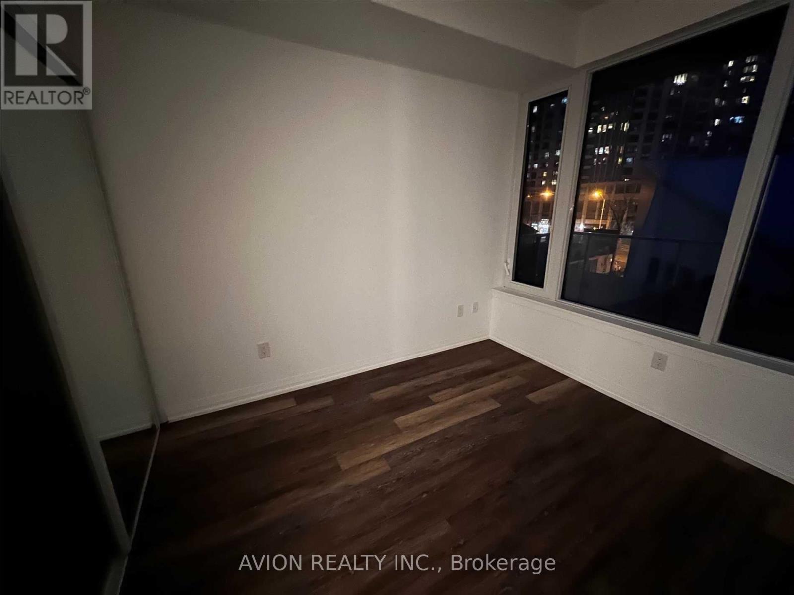 517 - 75 Canterbury Place, Toronto (Willowdale West), Ontario  M2N 0L2 - Photo 8 - C14034506