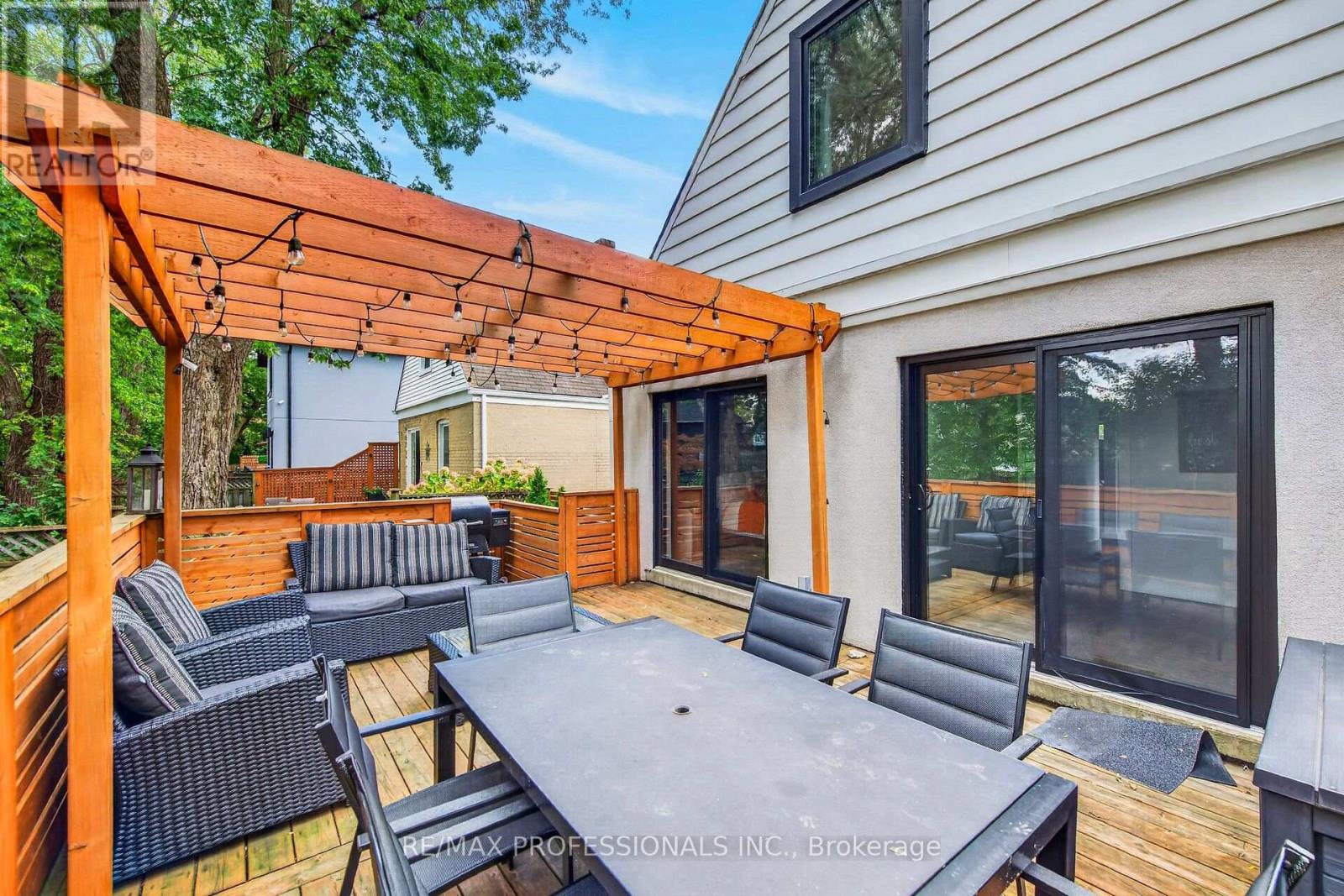17 Hollydene Road, Toronto (Clairlea-Birchmount), Ontario  M1L 2A4 - Photo 21 - E14034490