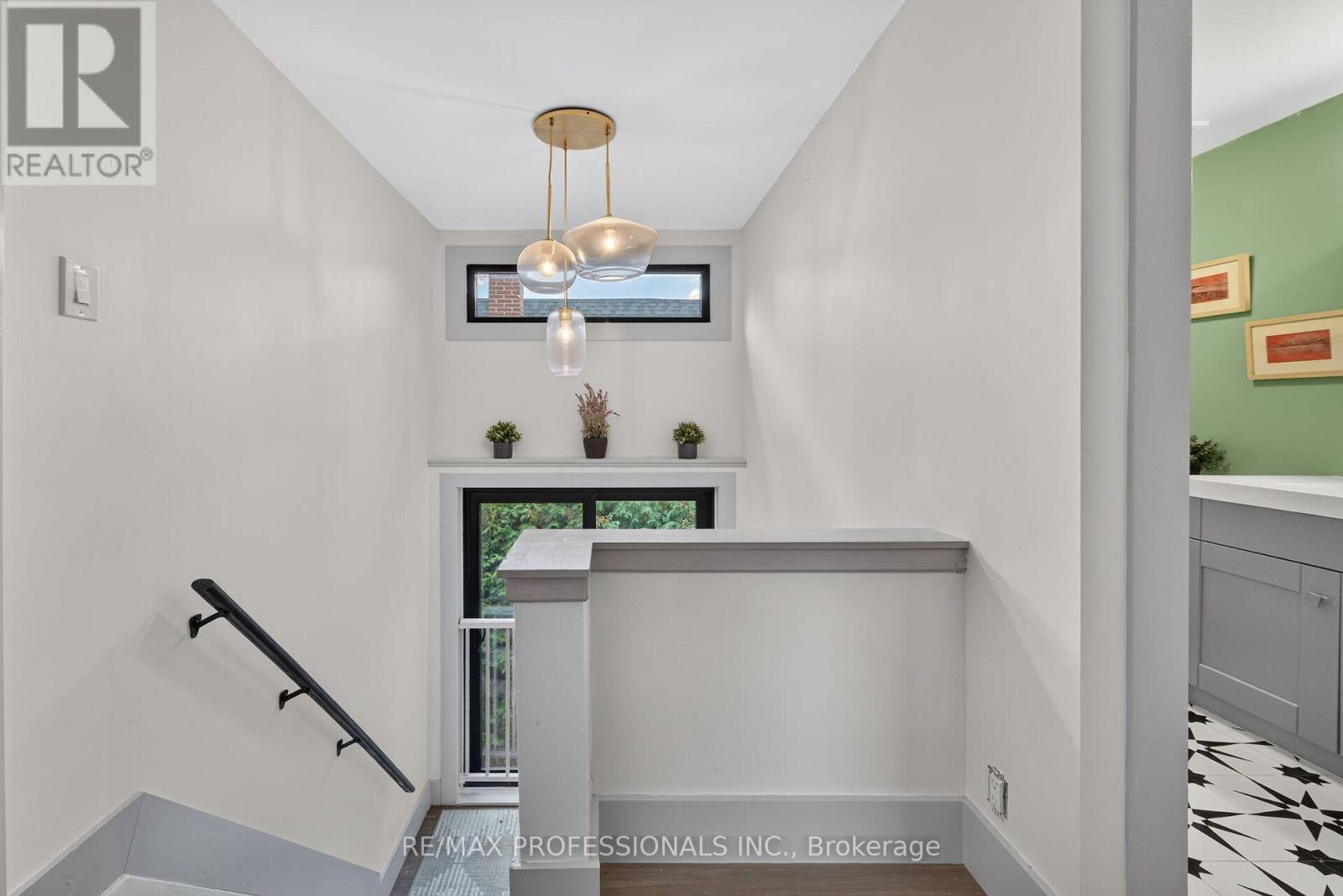 17 Hollydene Road, Toronto (Clairlea-Birchmount), Ontario  M1L 2A4 - Photo 23 - E14034490
