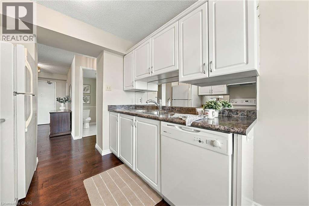 5280 Lakeshore Road Unit# 912, Burlington, Ontario  L7L 5R1 - Photo 10 - 40870703