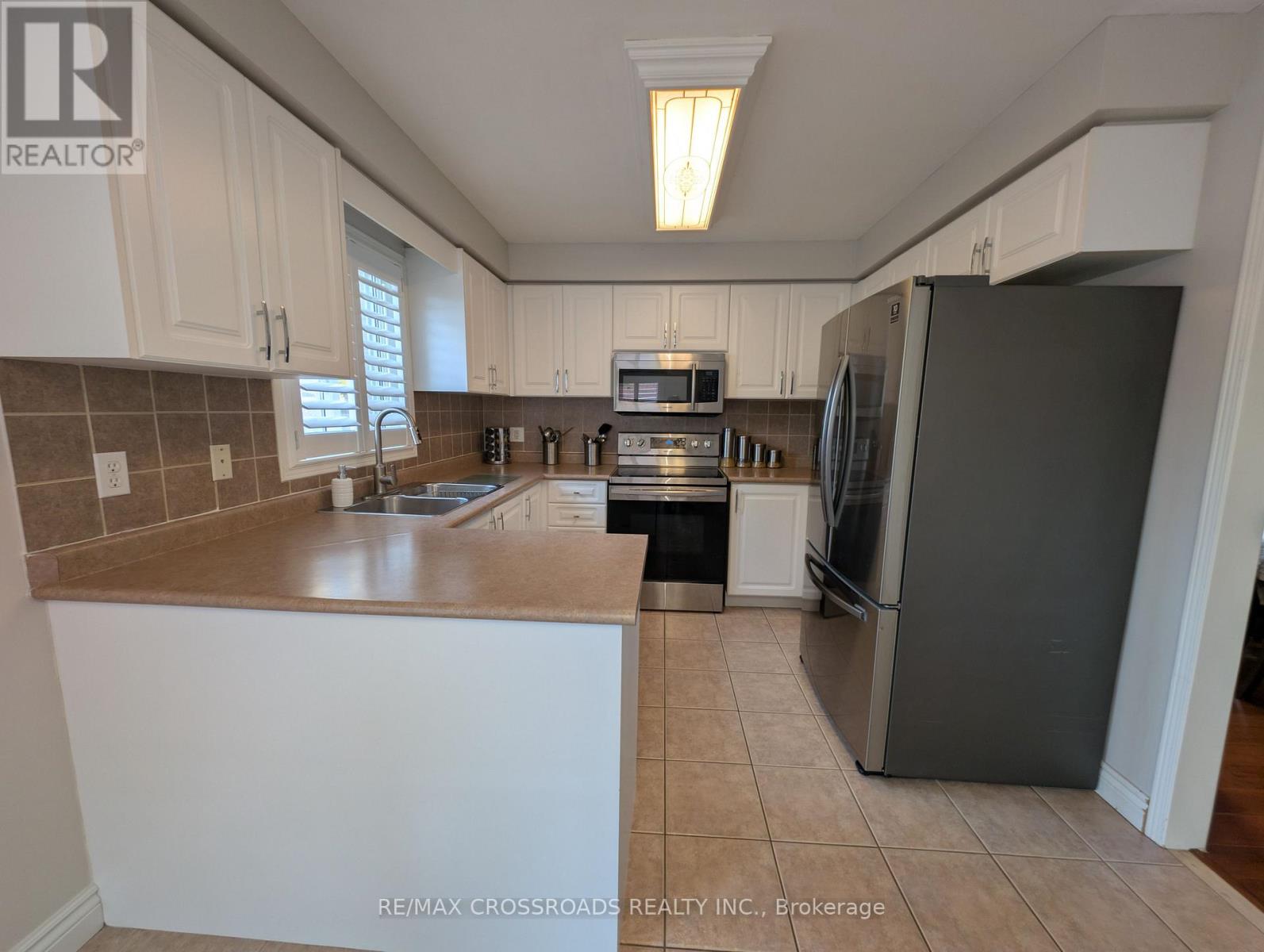 94 Violet Street, Barrie (Holly), Ontario  L4N 9M8 - Photo 14 - S14034518