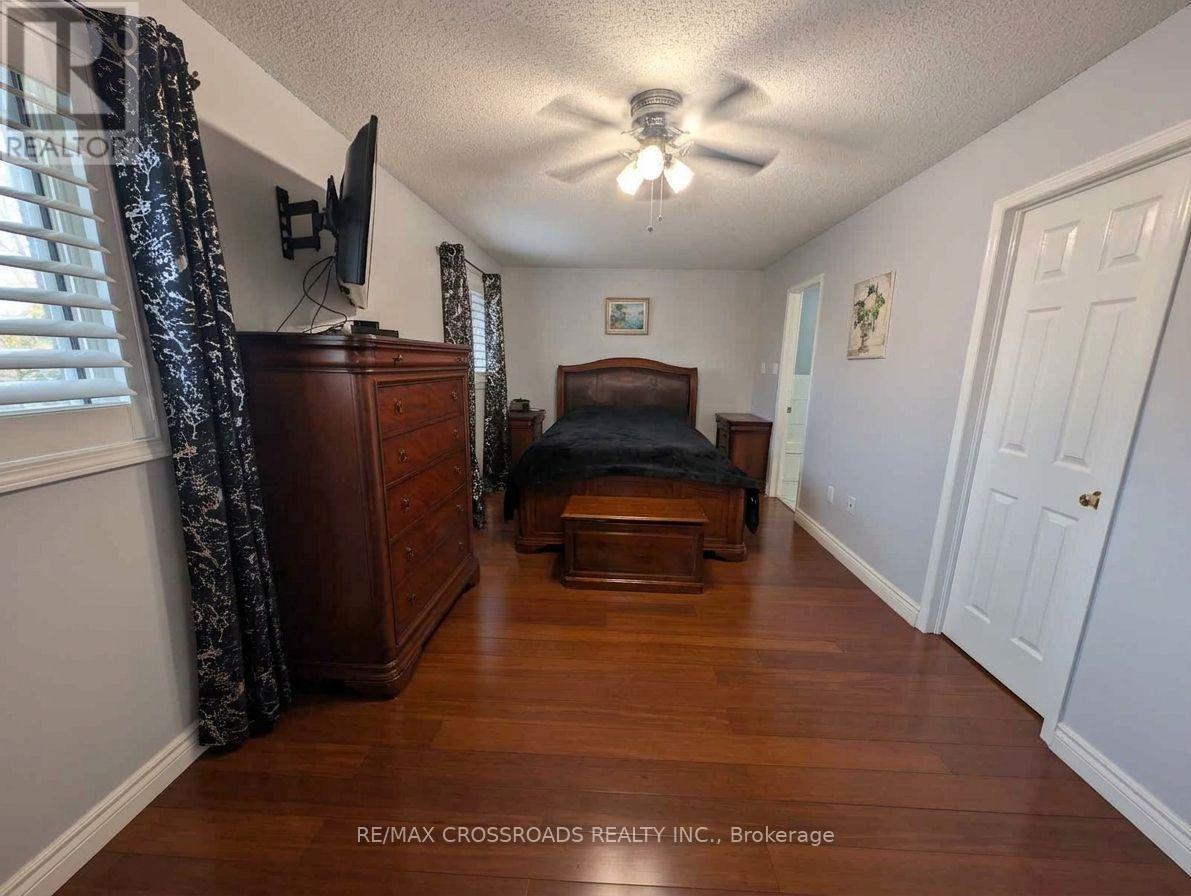 94 Violet Street, Barrie (Holly), Ontario  L4N 9M8 - Photo 19 - S14034518