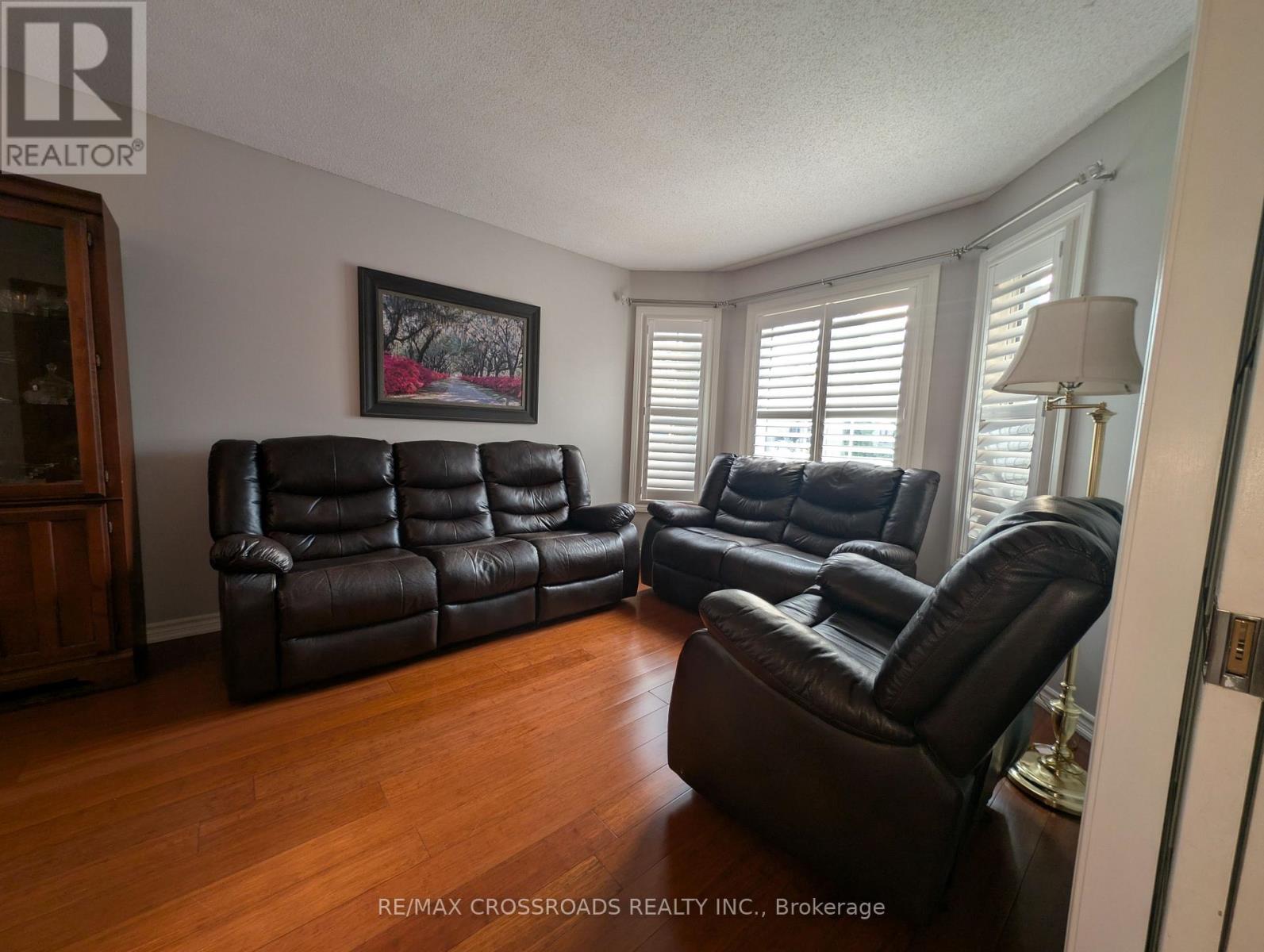 94 Violet Street, Barrie (Holly), Ontario  L4N 9M8 - Photo 6 - S14034518
