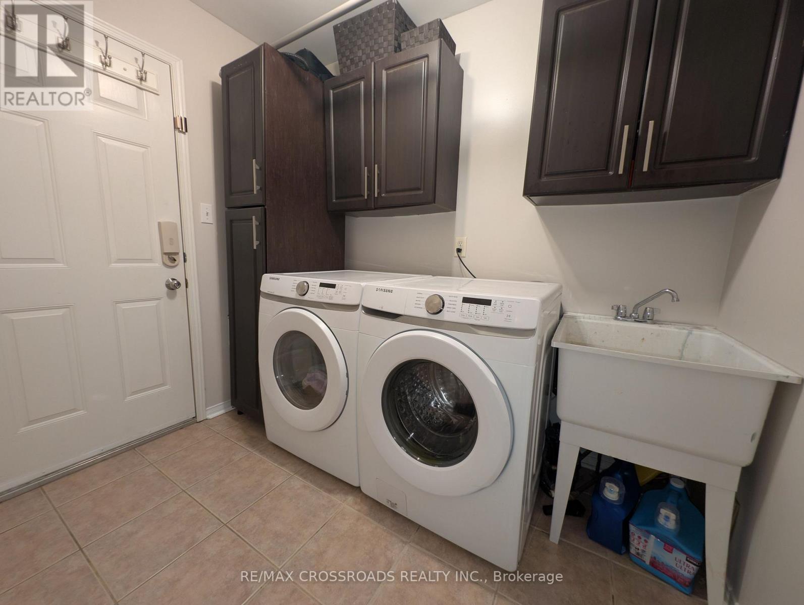 94 Violet Street, Barrie (Holly), Ontario  L4N 9M8 - Photo 8 - S14034518