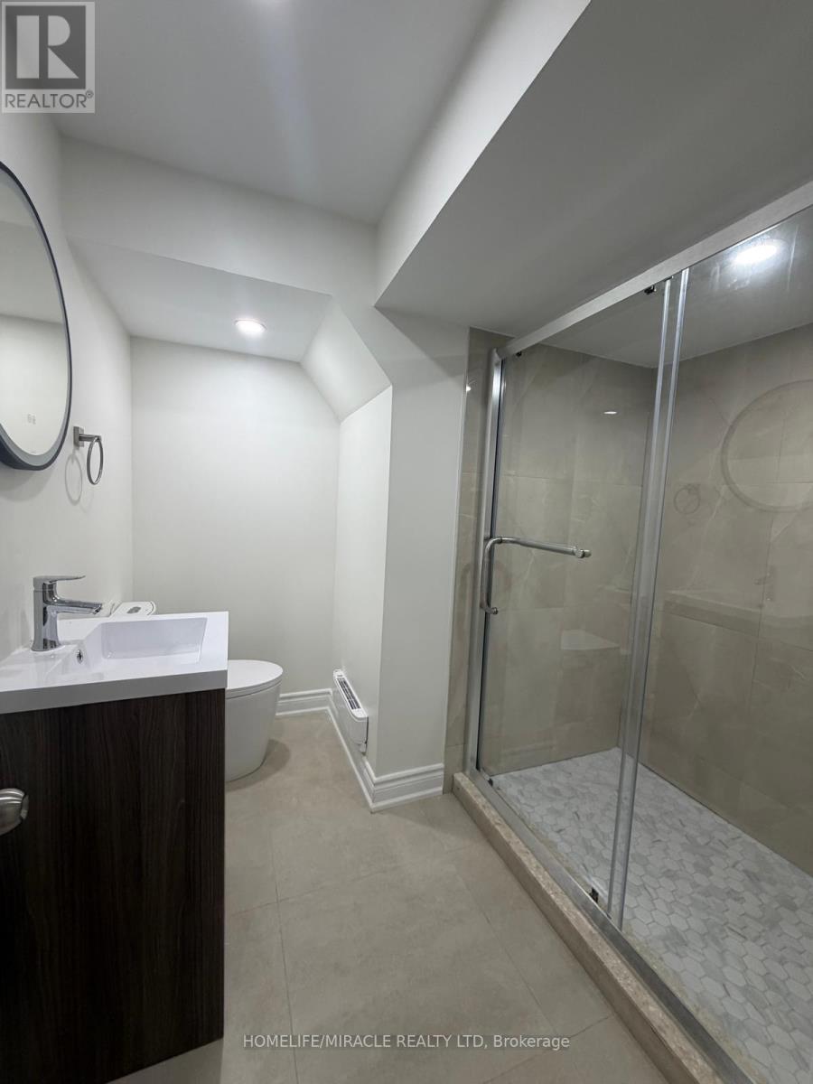 Bsmt - 289 Fleetwood Drive, Oshawa (Eastdale), Ontario  L1K 3E8 - Photo 16 - E14034554
