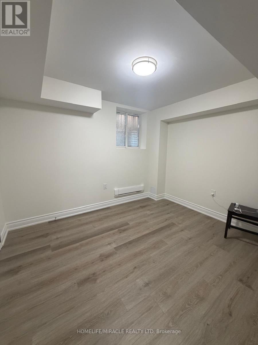 Bsmt - 289 Fleetwood Drive, Oshawa (Eastdale), Ontario  L1K 3E8 - Photo 18 - E14034554