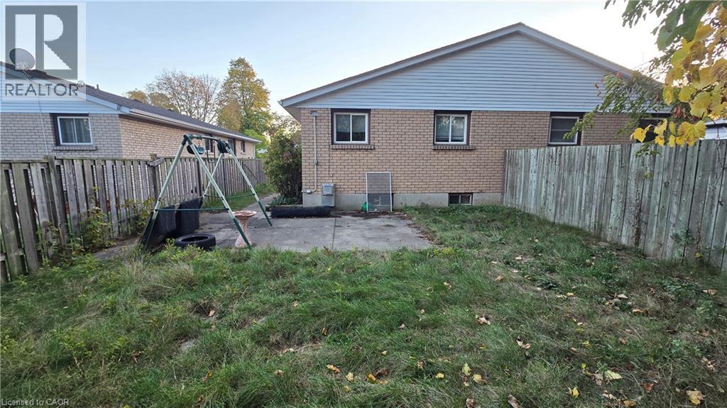 11 Debby Crescent, Brantford, Ontario  N3R 7A4 - Photo 34 - 40871080