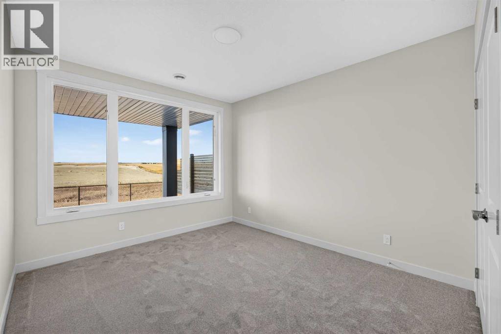 525 Lucas Way Nw, Calgary, Alberta  T3P 2E7 - Photo 47 - A2338124