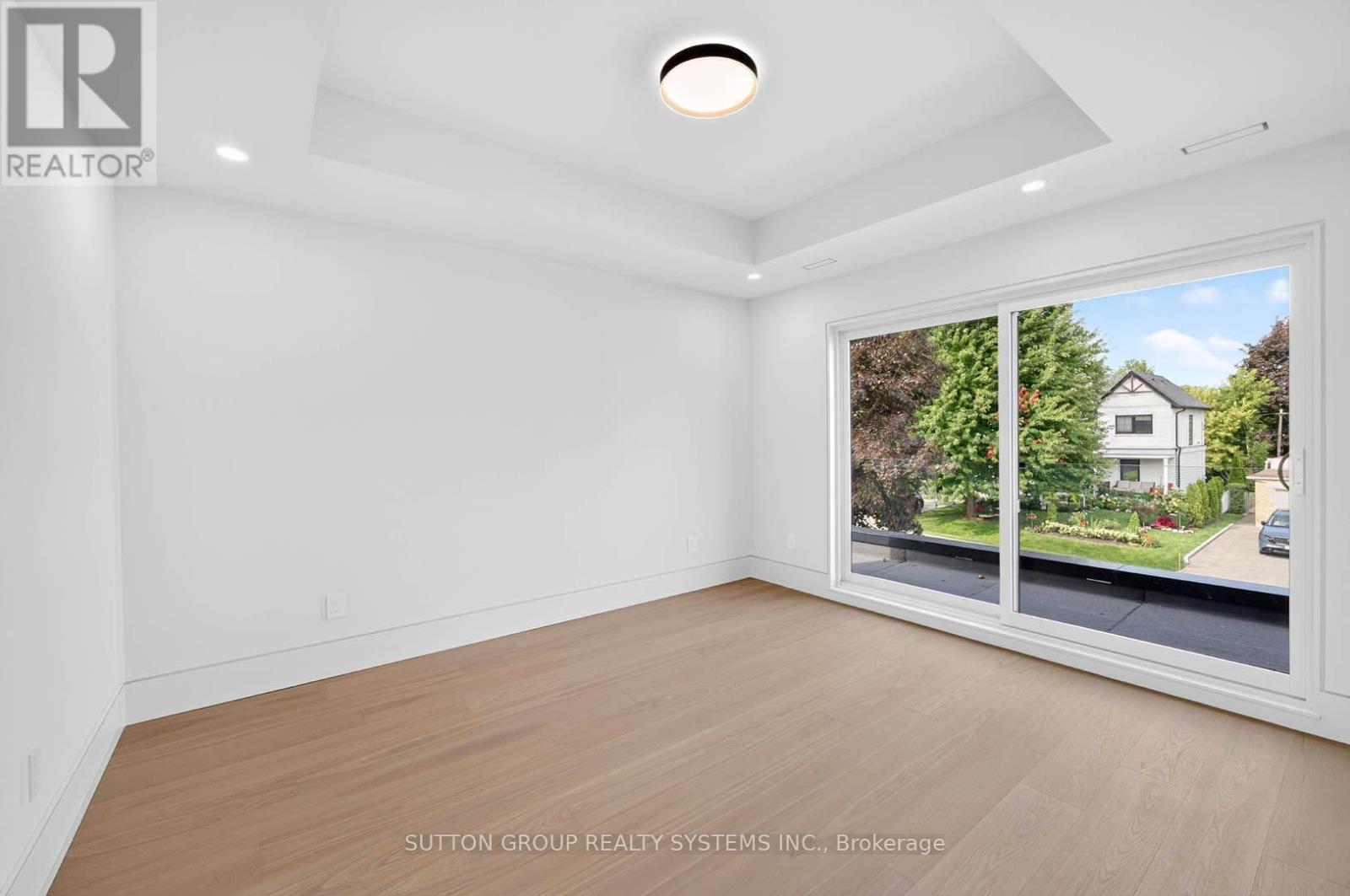 2052 Redan Drive, Mississauga, Ontario  L4Y 1N8 - Photo 29 - W14034558