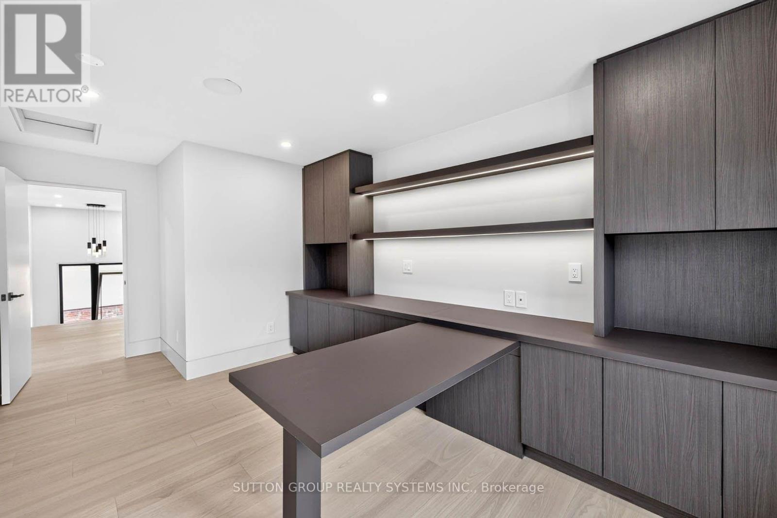 2052 Redan Drive, Mississauga, Ontario  L4Y 1N8 - Photo 35 - W14034558
