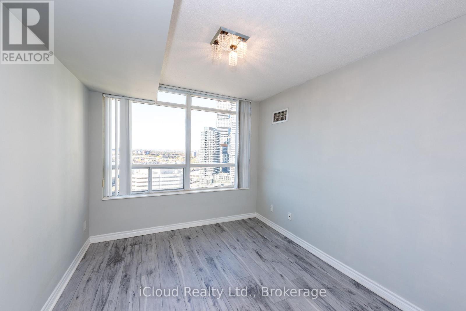 2521 - 3888 Duke Of York Boulevard, Mississauga, Ontario  L5B 4P5 - Photo 21 - W14034566