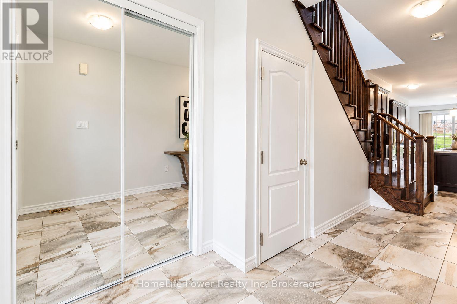 470 Blair Creek Drive, Kitchener, Ontario  N2P 0H6 - Photo 9 - X13820632