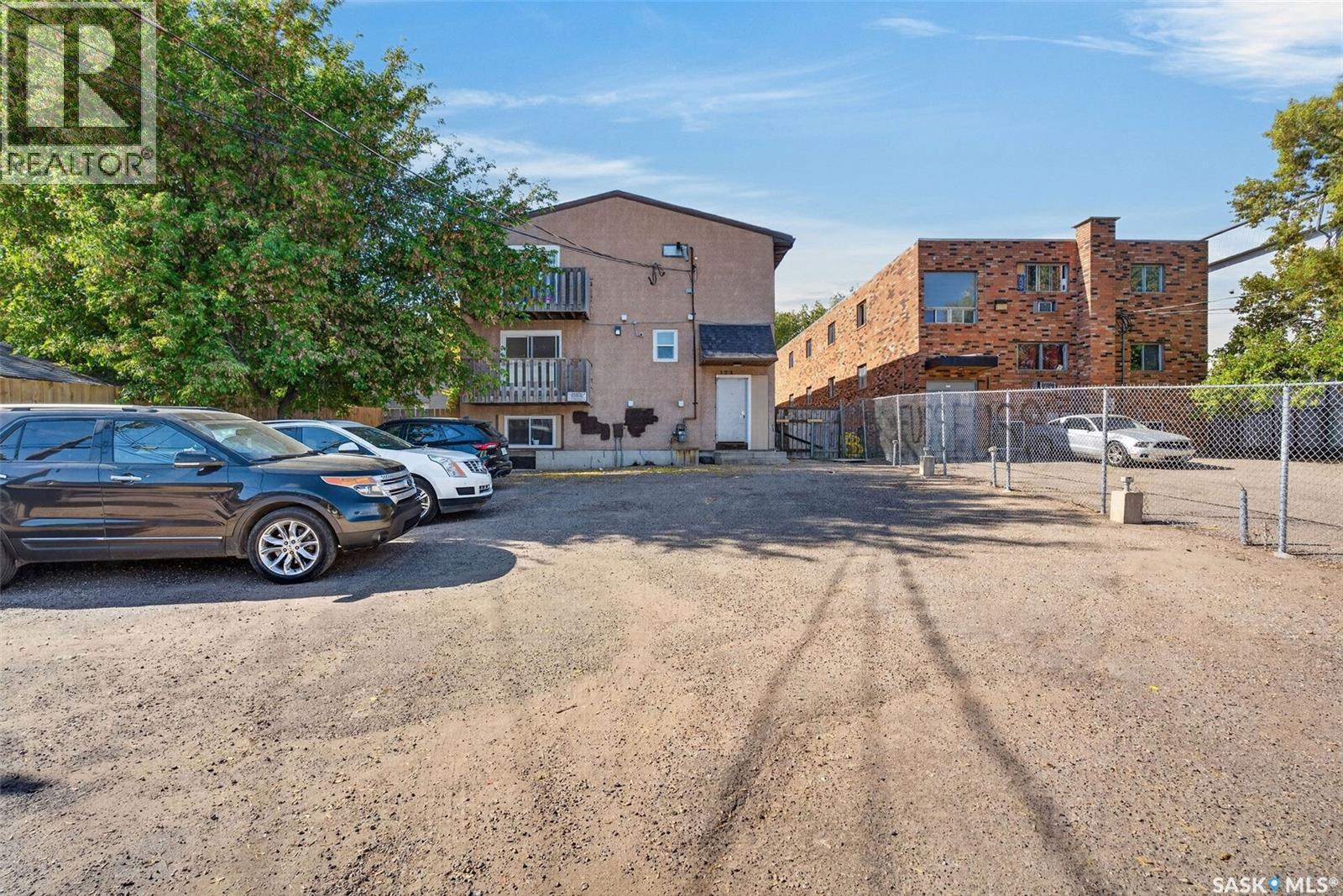 124 P Avenue S, Saskatoon, Saskatchewan  S7M 2V9 - Photo 4 - SK050919