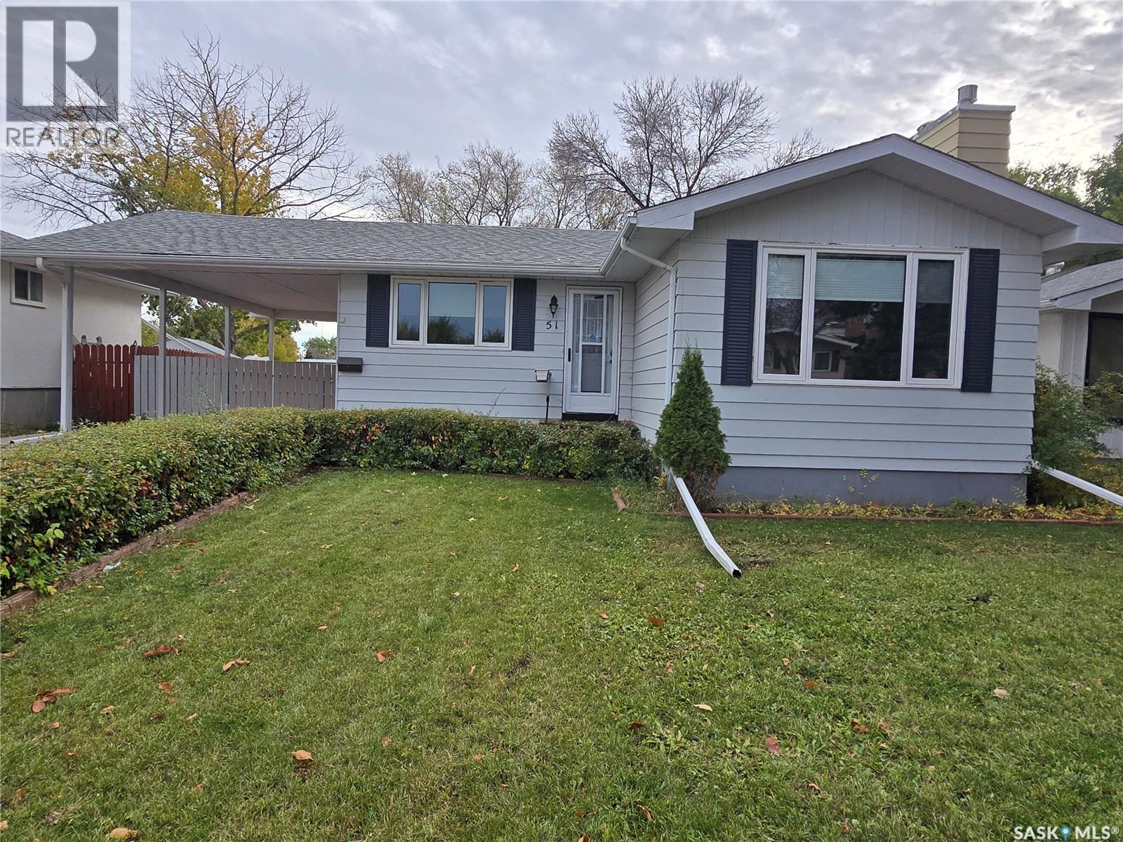 51 Sibbald Crescent, Regina, Saskatchewan  S4T 7L6 - Photo 2 - SK050890