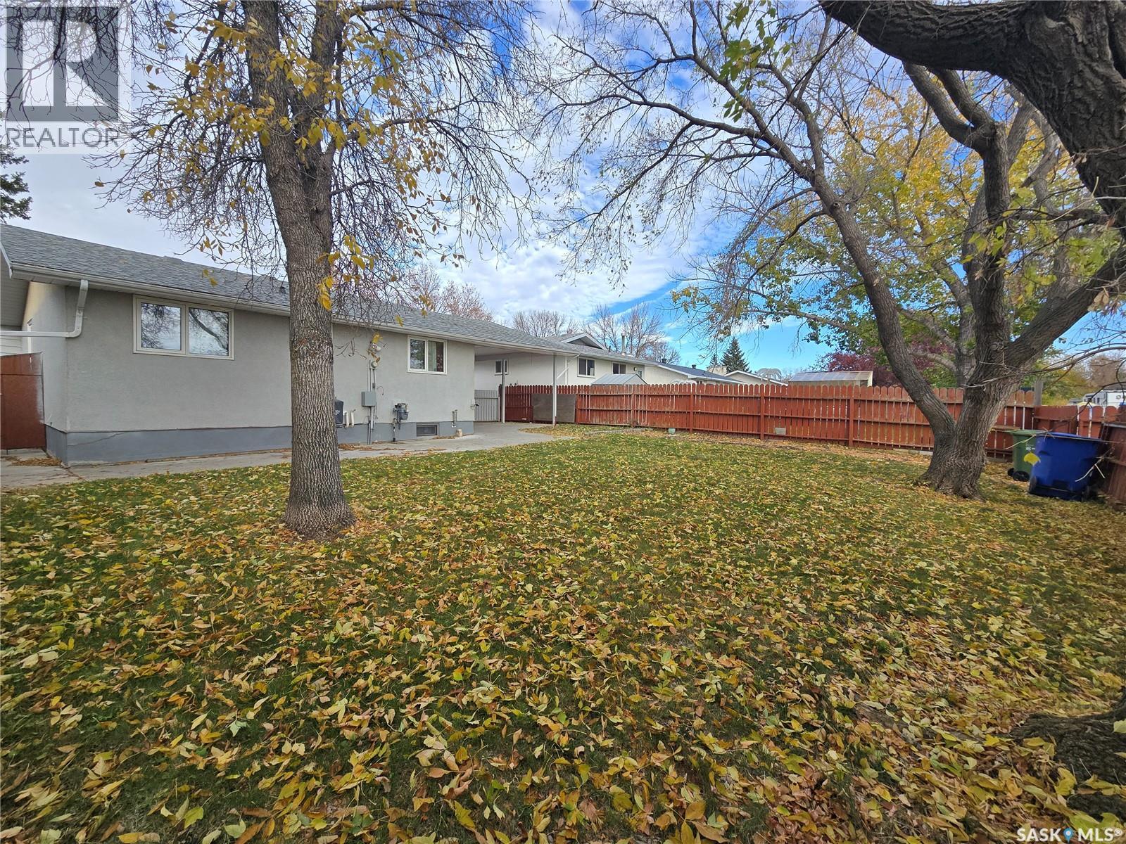 51 Sibbald Crescent, Regina, Saskatchewan  S4T 7L6 - Photo 8 - SK050890