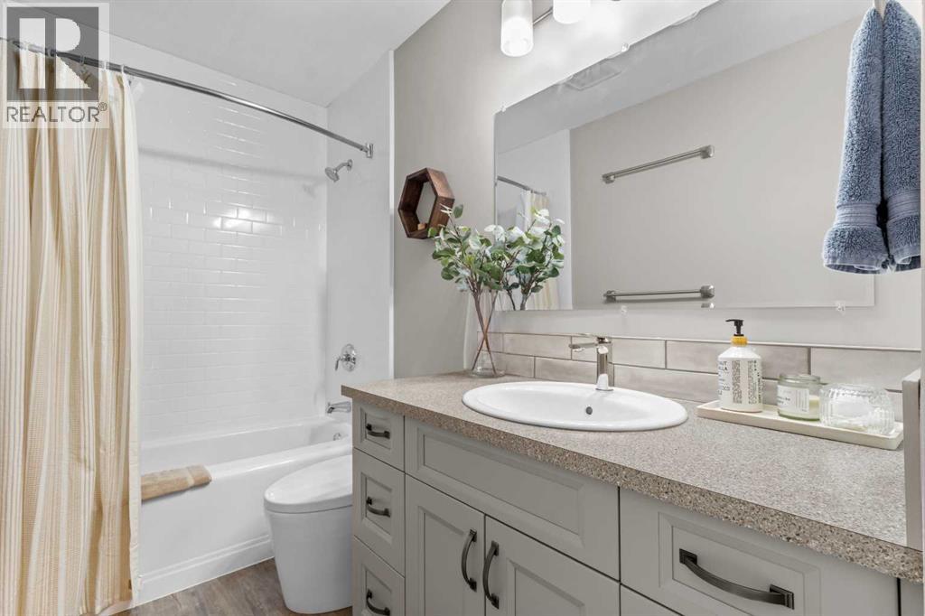21 Elkin Close, Red Deer, Alberta  T4R 1Y8 - Photo 28 - A2350638