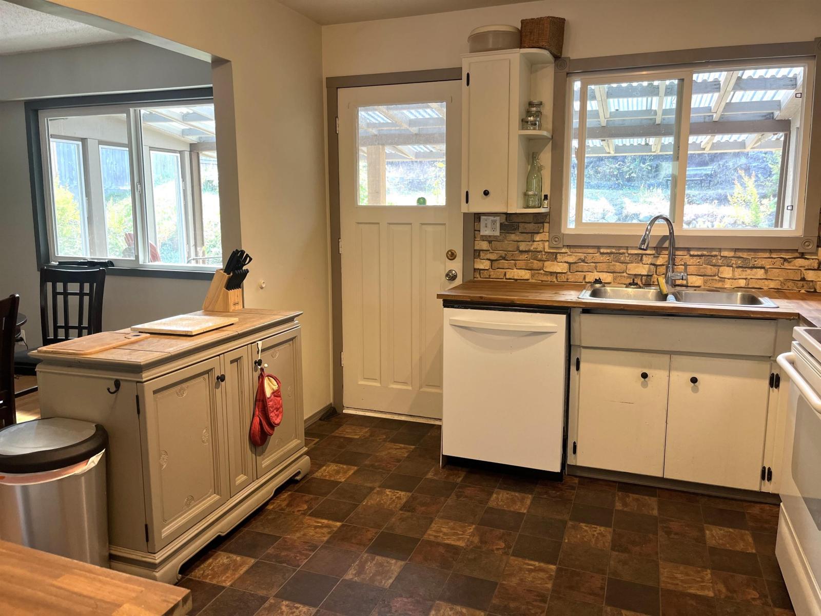 320 Robertson Crescent, Hope, Hope, British Columbia  V0X 1L4 - Photo 14 - R3157595