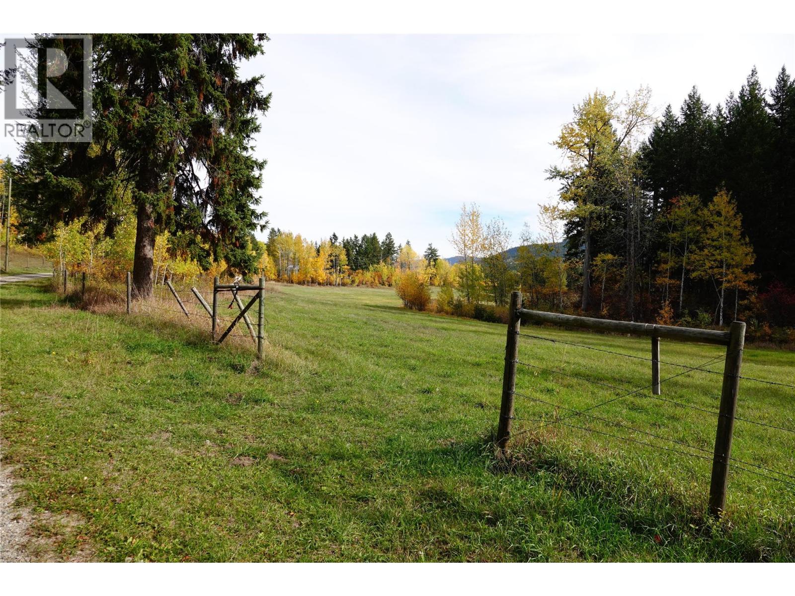 1325 Hepburn Road, Chase, British Columbia  V0E 1M1 - Photo 15 - 10403628