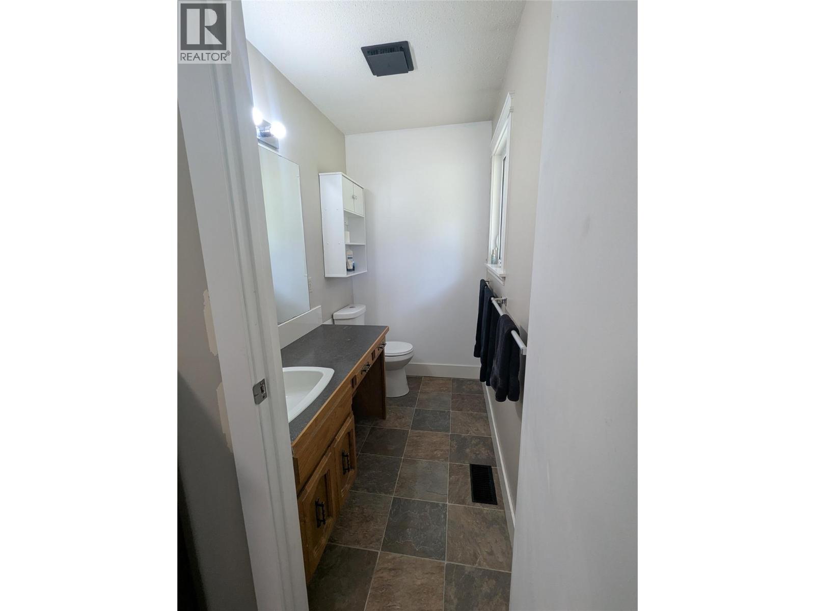 1325 Hepburn Road, Chase, British Columbia  V0E 1M1 - Photo 46 - 10403628