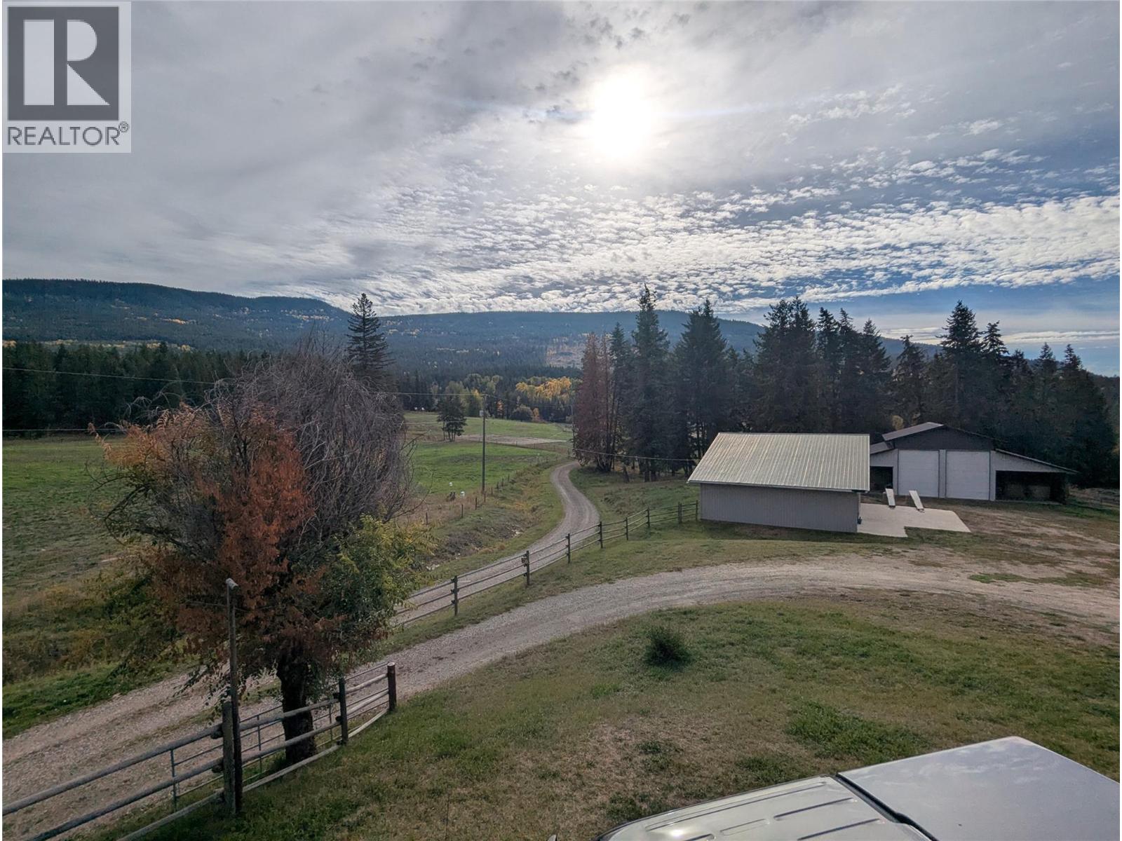 1325 Hepburn Road, Chase, British Columbia  V0E 1M1 - Photo 21 - 10403628
