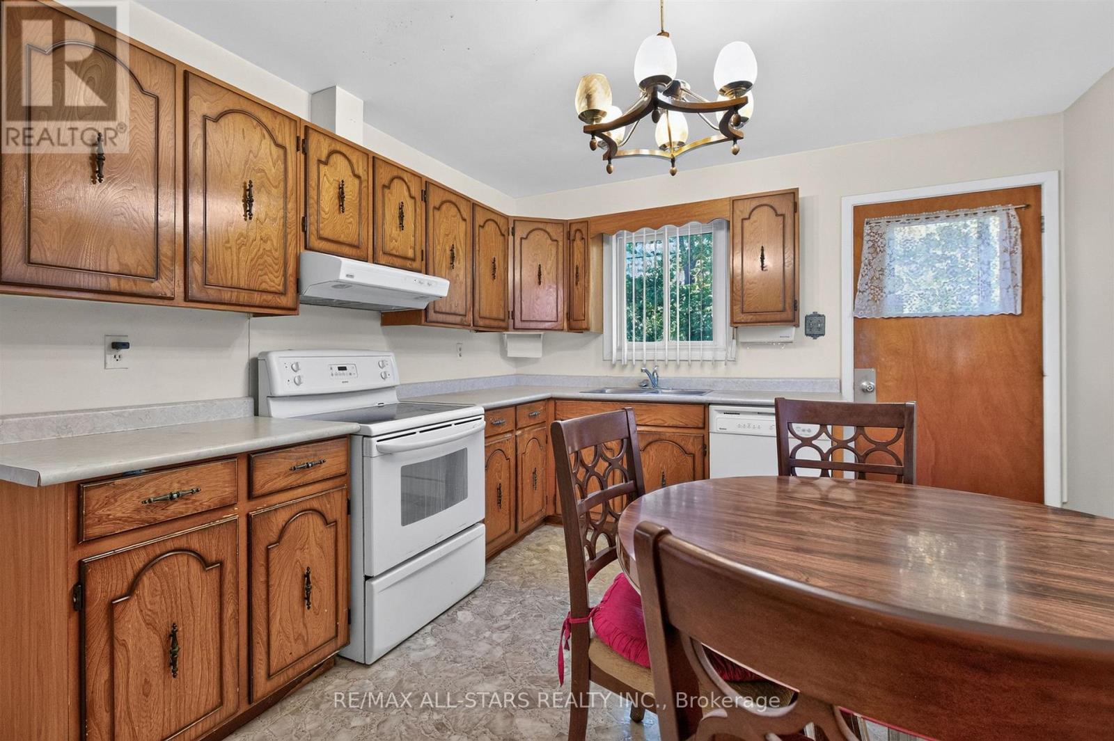 12 Adanac Drive, Toronto (Cliffcrest), Ontario  M1M 2E4 - Photo 12 - E14034616
