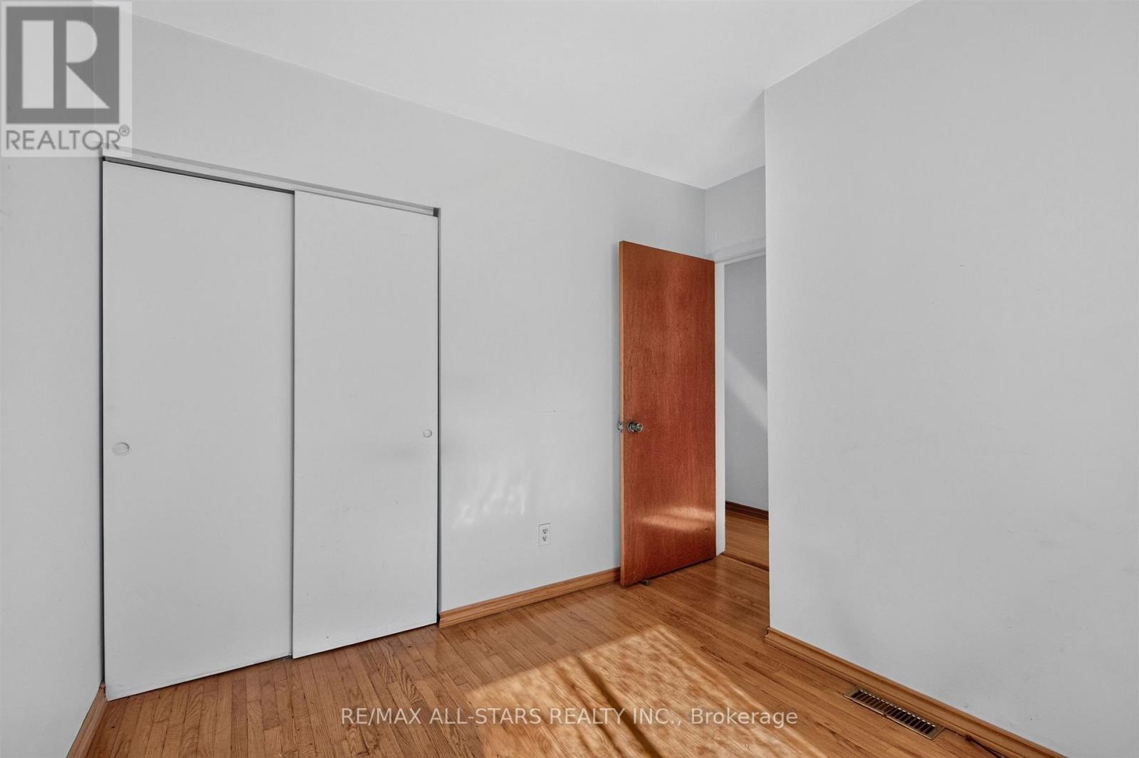 12 Adanac Drive, Toronto (Cliffcrest), Ontario  M1M 2E4 - Photo 27 - E14034616