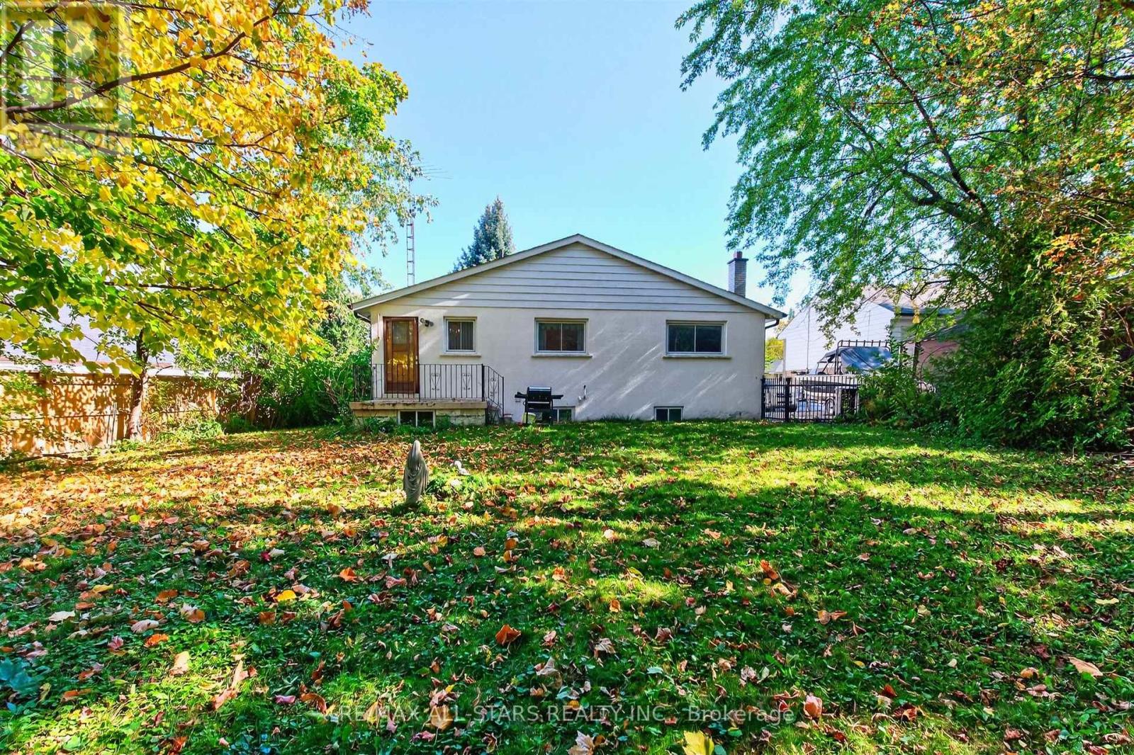 12 Adanac Drive, Toronto (Cliffcrest), Ontario  M1M 2E4 - Photo 40 - E14034616