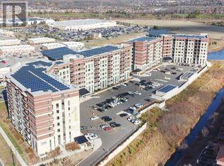 5 - 39 NEW DELHI DRIVE S, Markham, Ontario