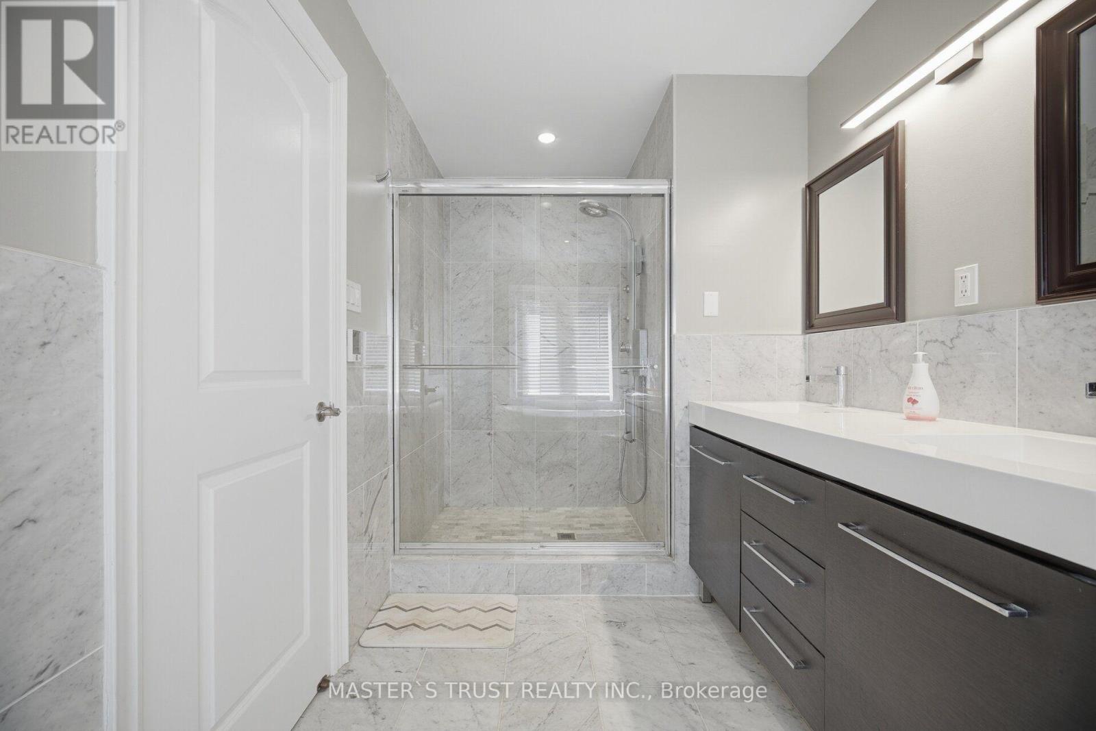 412 Sandmere Place, Oakville, Ontario  L6L 4G4 - Photo 17 - W14034606